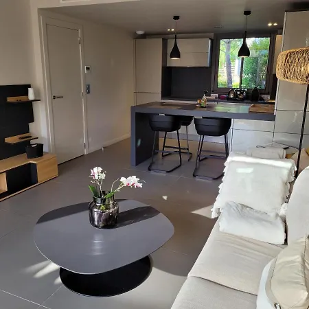 Costa Nera Santa Giulia Apartamento